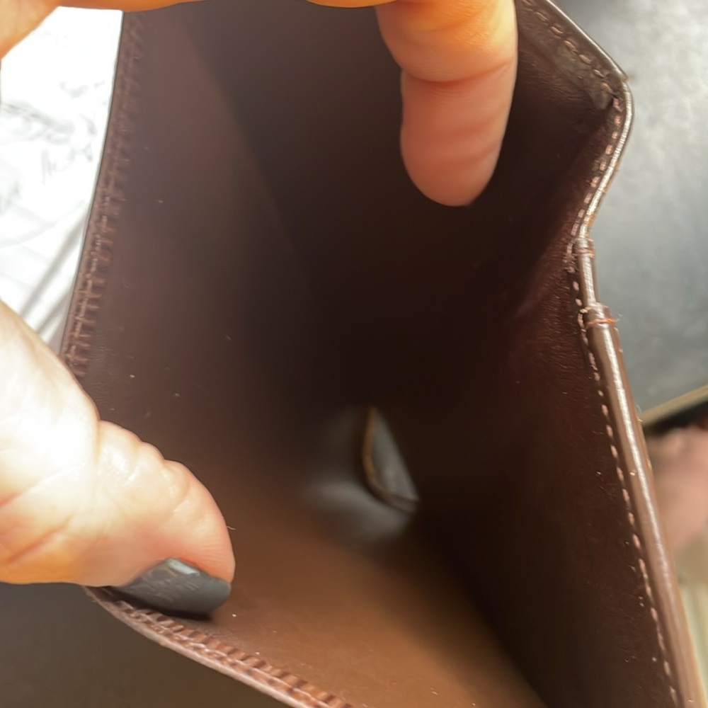 Louis Vuitton Epi Kisslock Brown Wallet - Picture 6 of 10
